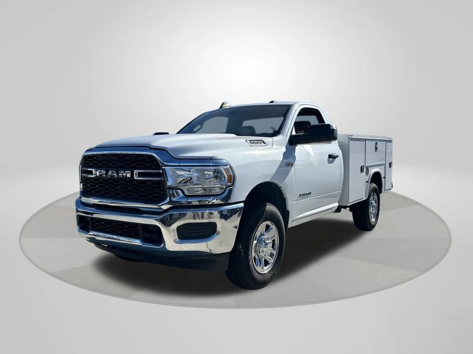 2022 Ram 2500 - Image 2 of 12