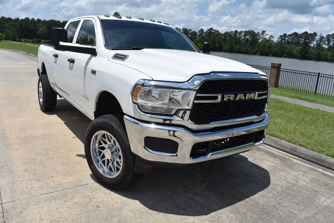 2022 Ram 2500 - Image 2 of 22