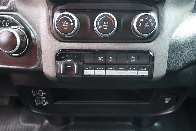 2022 Ram 2500 - Image 16 of 31