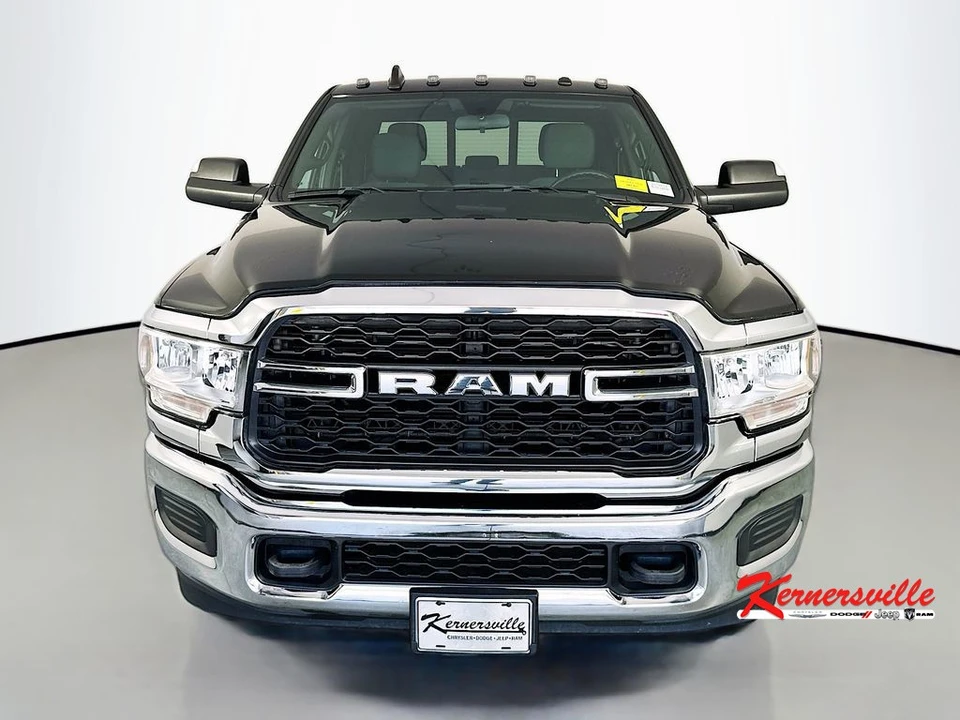 2022 Ram 2500 - Image 2 of 24