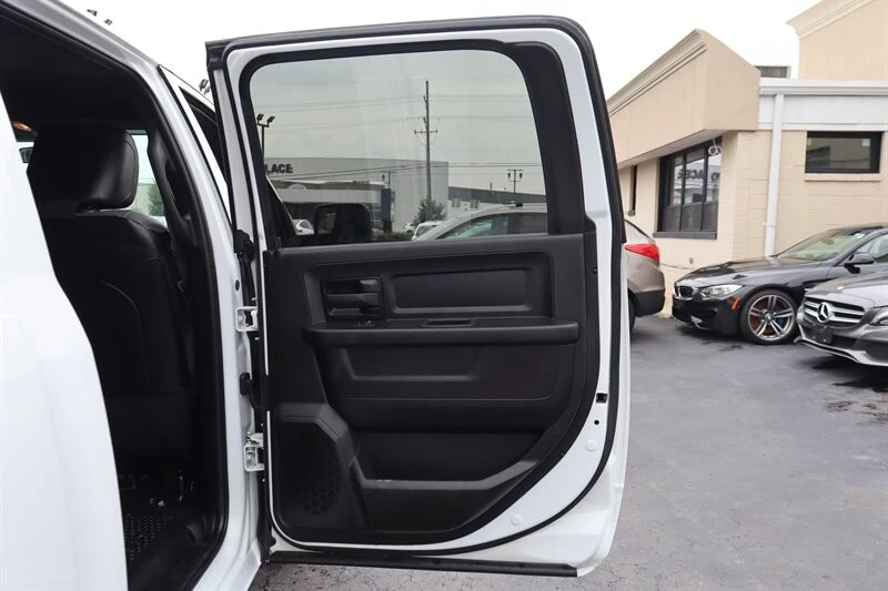 2022 Ram 2500 - Image 29 of 31