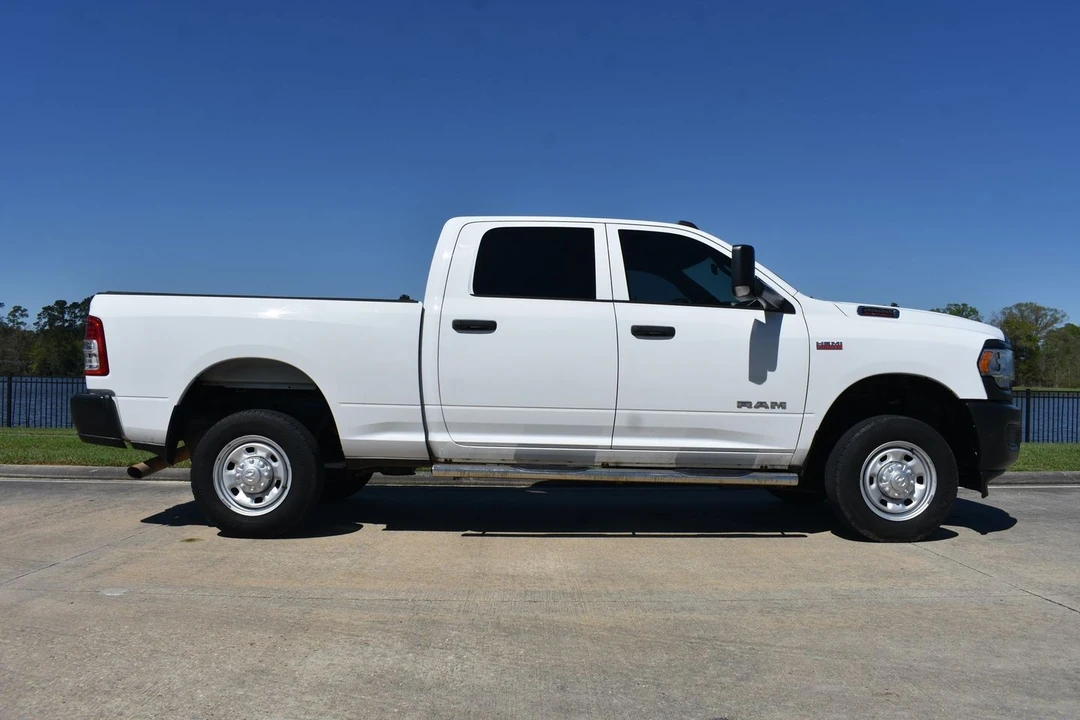 2022 Ram 2500 - Image 3 of 23