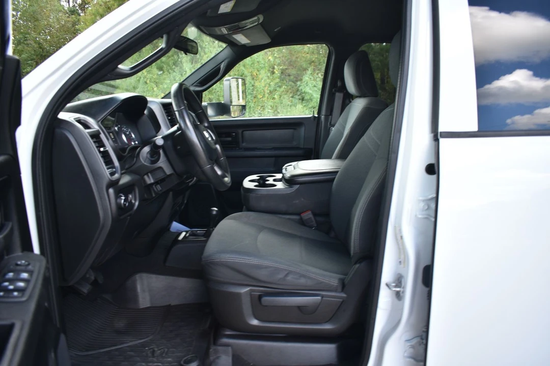2022 Ram 2500 - Image 10 of 21