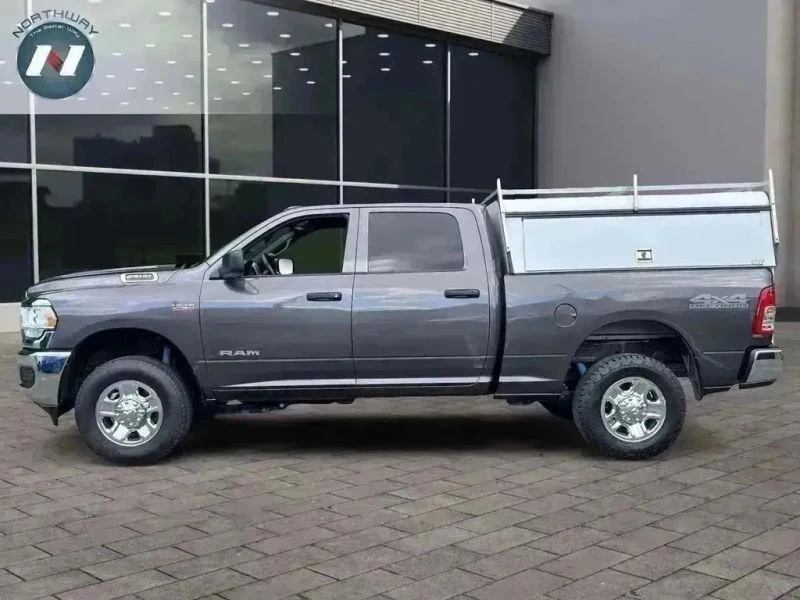 2022 Ram 2500 - Image 2 of 12