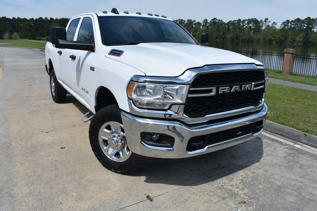 2022 Ram 2500 - Image 2 of 20