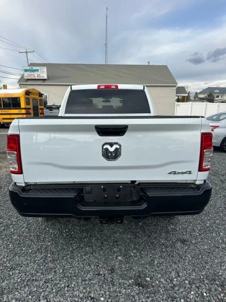 2022 Ram 2500 - Image 4 of 12