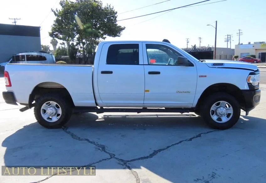 2022 Ram 2500 - Image 9 of 31