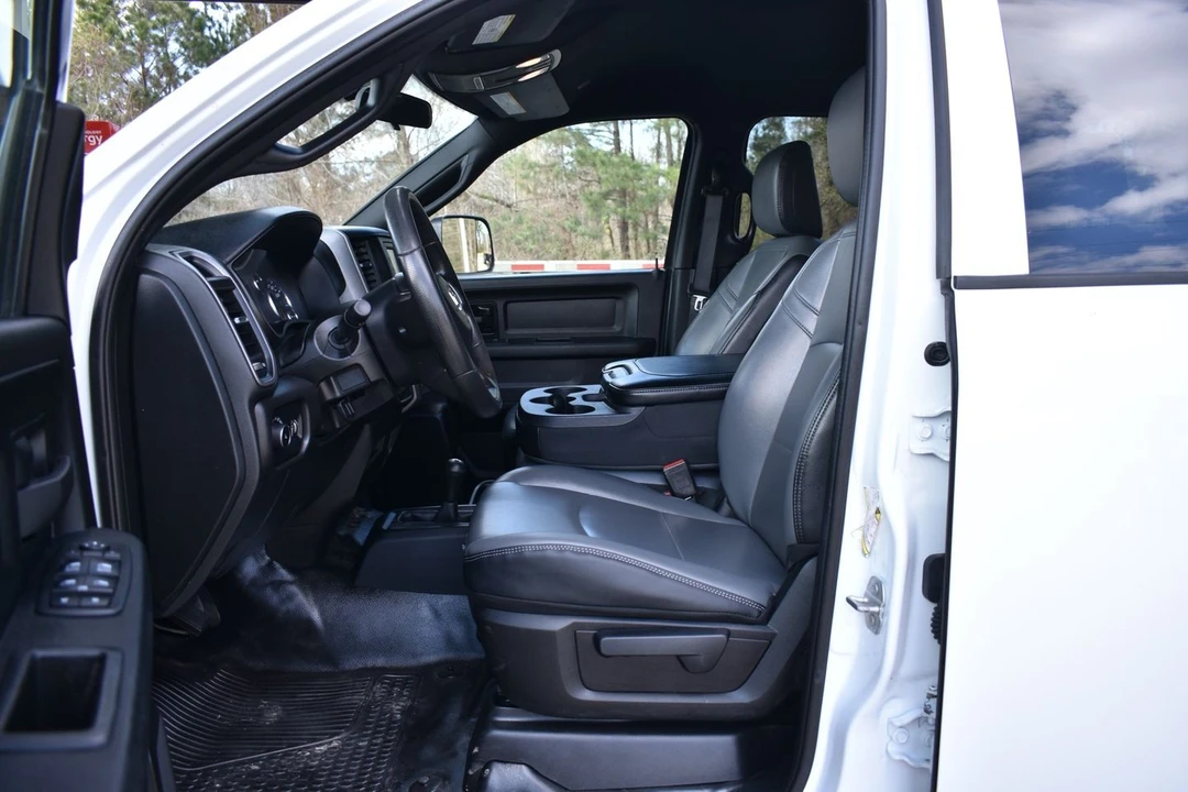 2022 Ram 2500 - Image 9 of 19