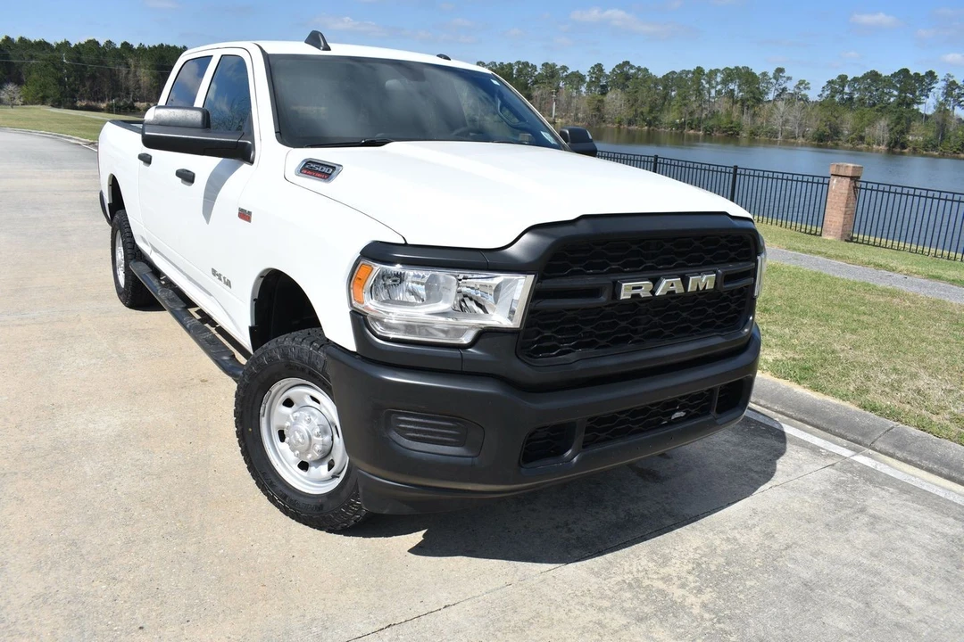 2022 Ram 2500 - Image 2 of 19