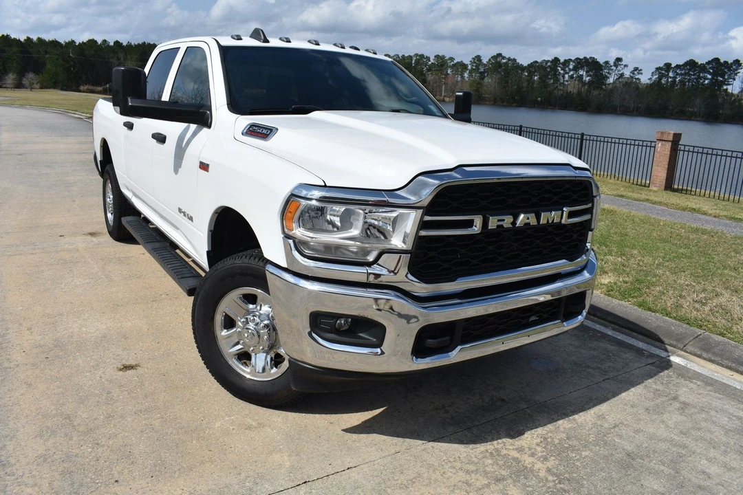 2022 Ram 2500 - Image 2 of 20