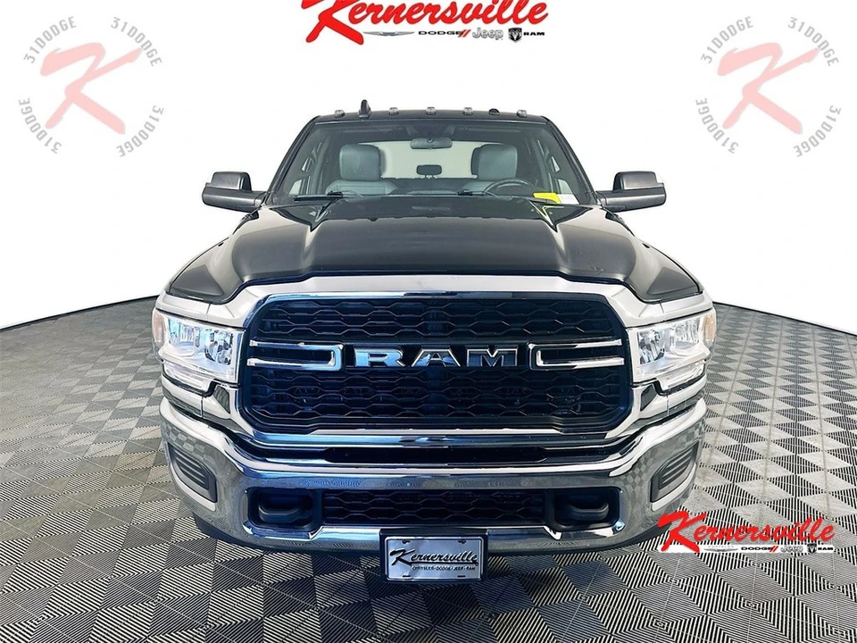 2022 Ram 2500 - Image 2 of 21