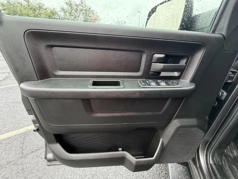 2022 Ram 2500 - Image 7 of 21