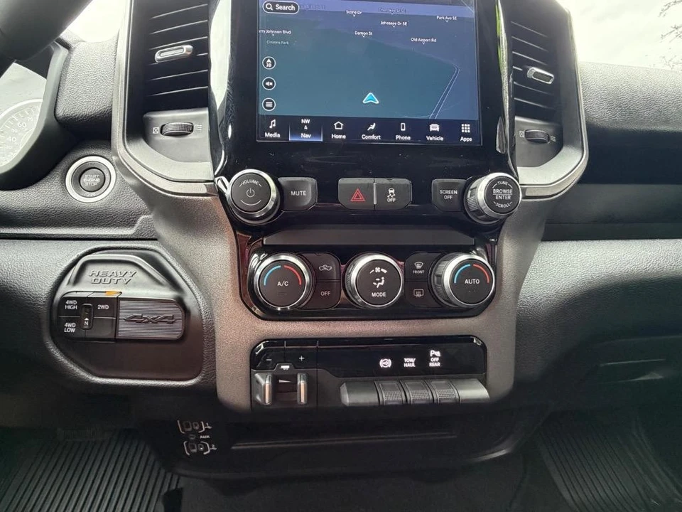 2022 Ram 2500 - Image 13 of 21