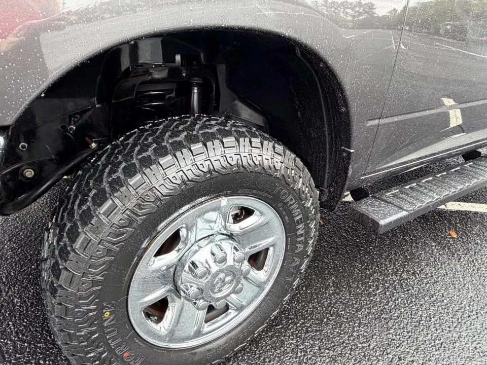 2022 Ram 2500 - Image 4 of 21