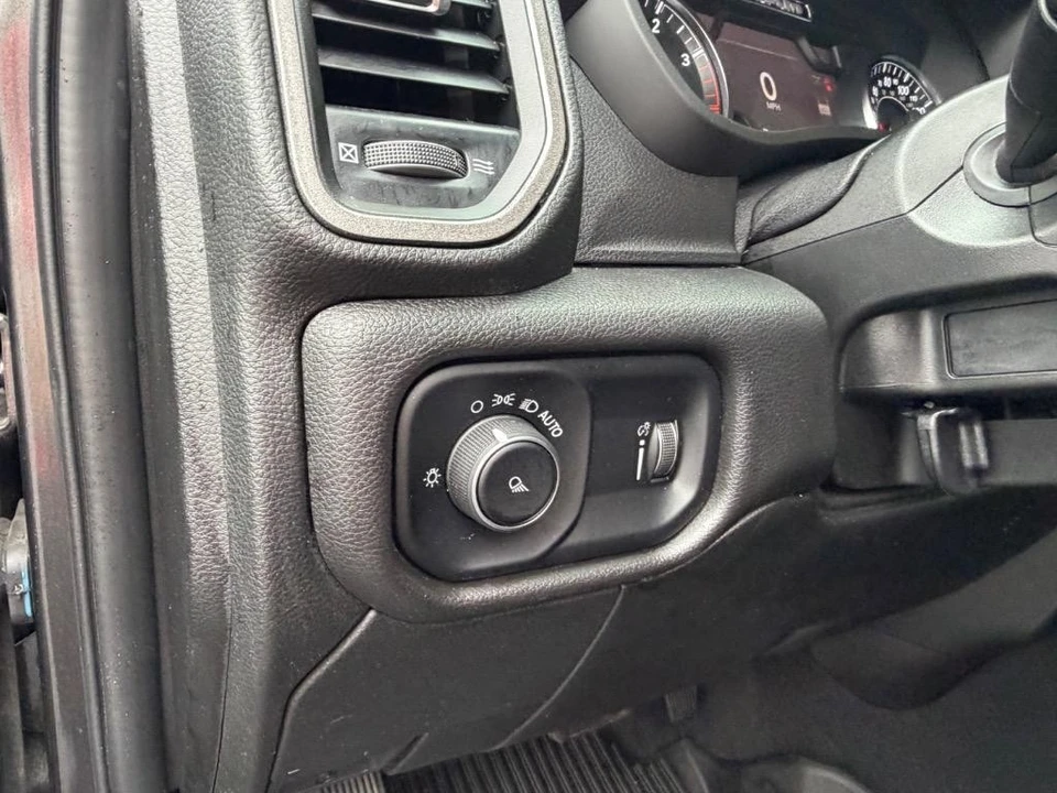 2022 Ram 2500 - Image 8 of 21