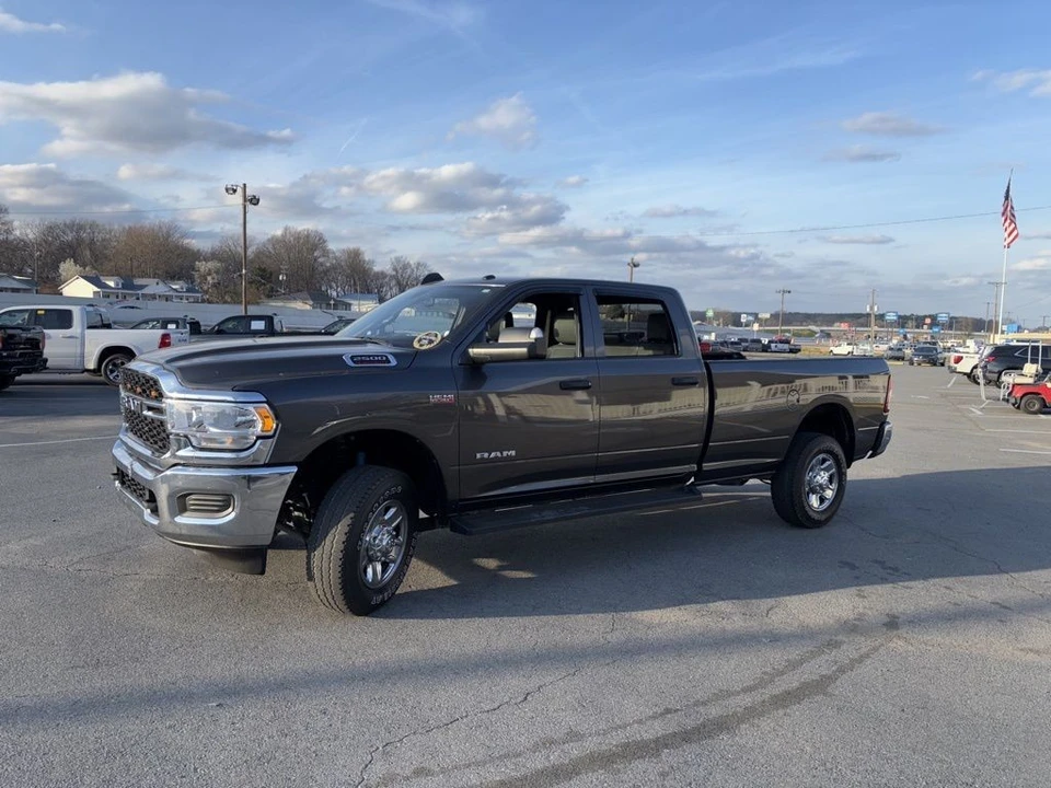 2022 Ram 2500 - Image 2 of 14