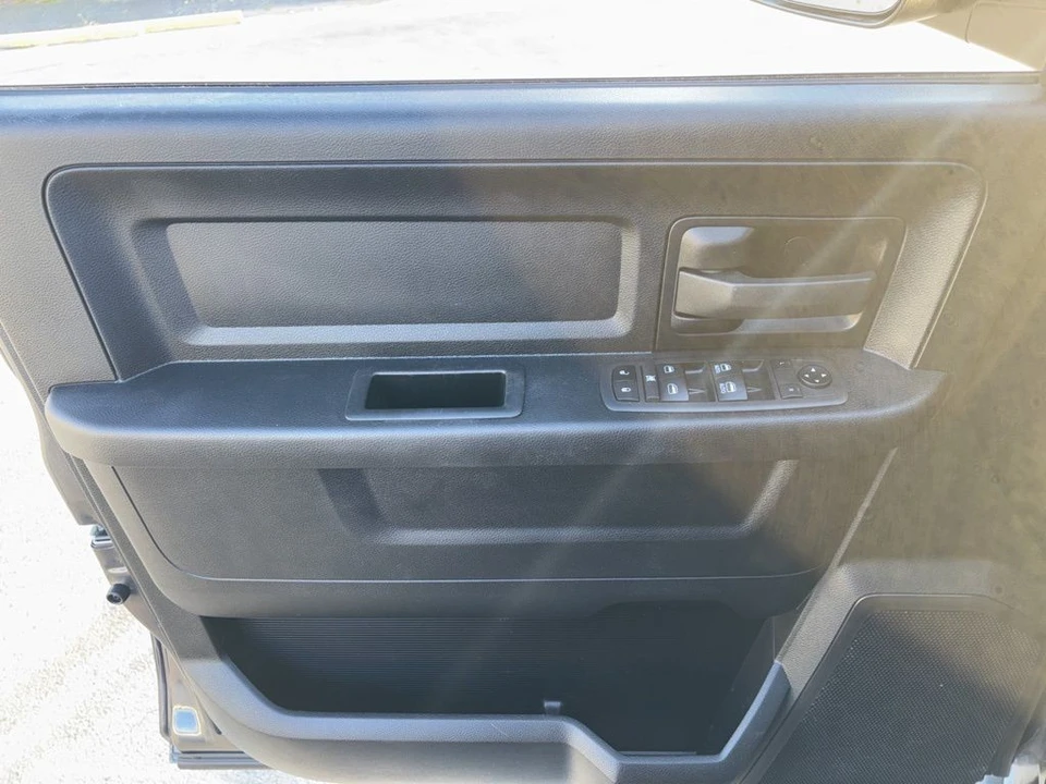2022 Ram 2500 - Image 9 of 14