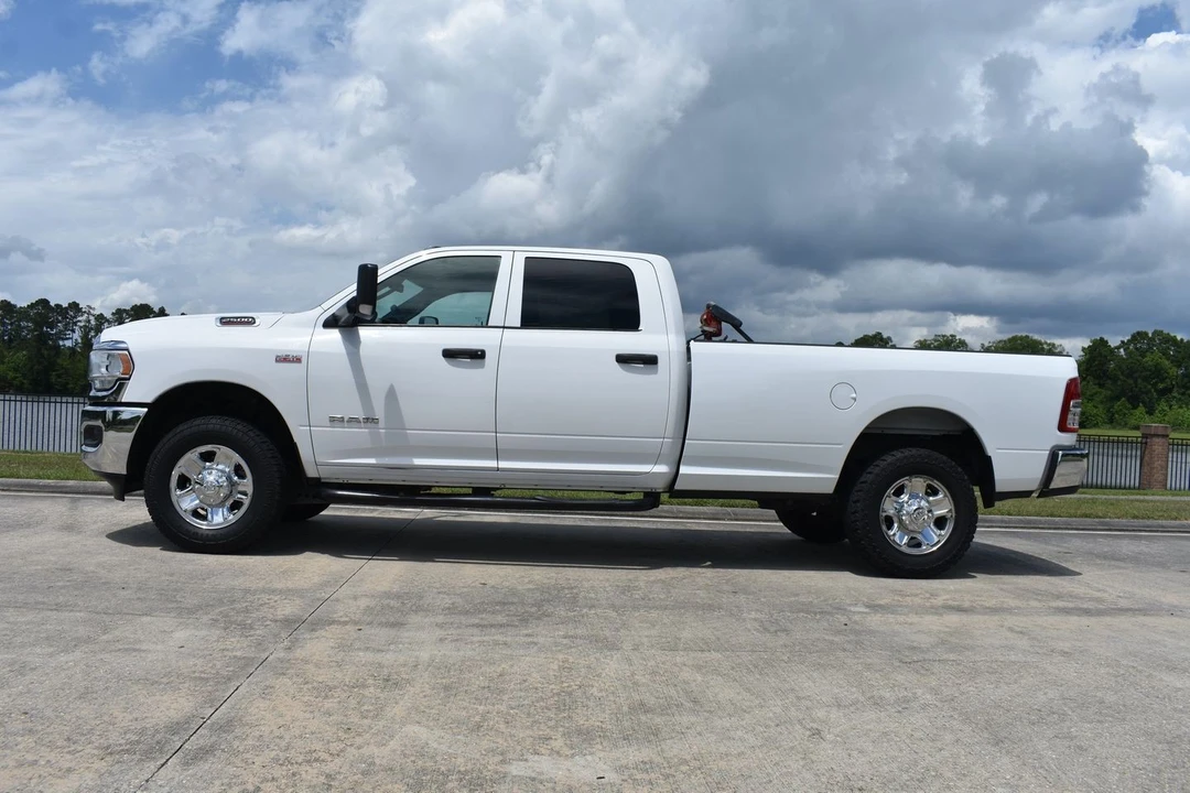 2022 Ram 2500 - Image 3 of 21