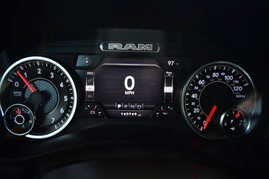 2022 Ram 2500 - Image 13 of 21