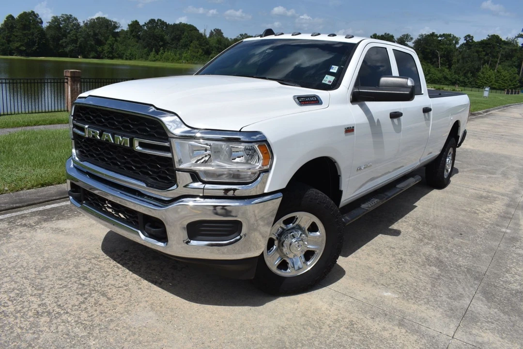2022 Ram 2500 - Image 2 of 21