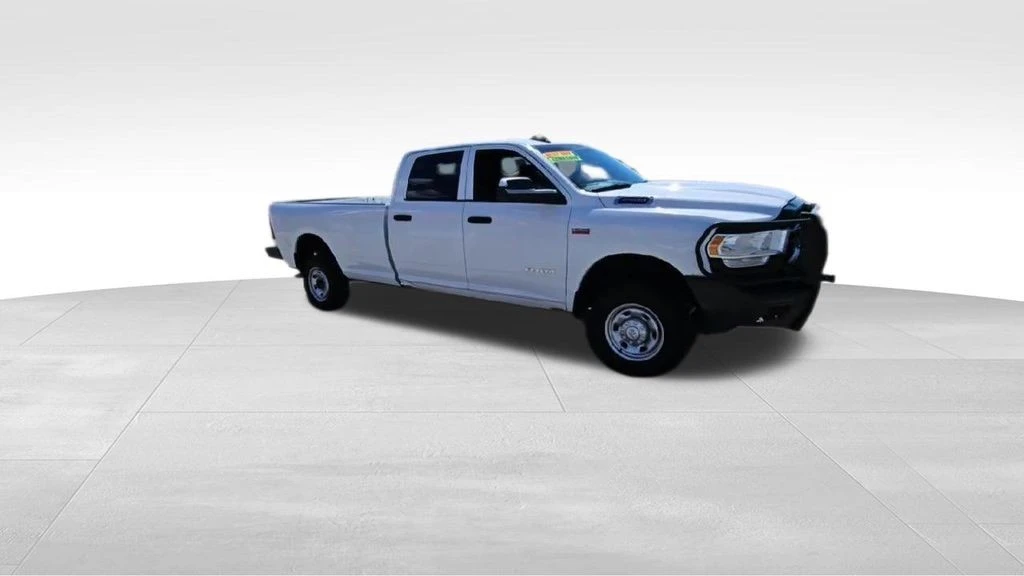 2022 Ram 2500 - Image 2 of 12