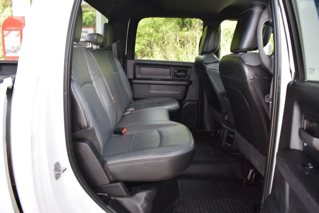 2022 Ram 2500 - Image 14 of 20