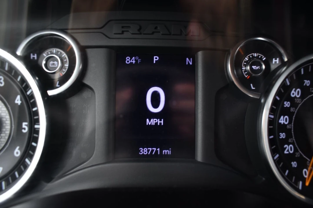 2022 Ram 2500 - Image 12 of 20