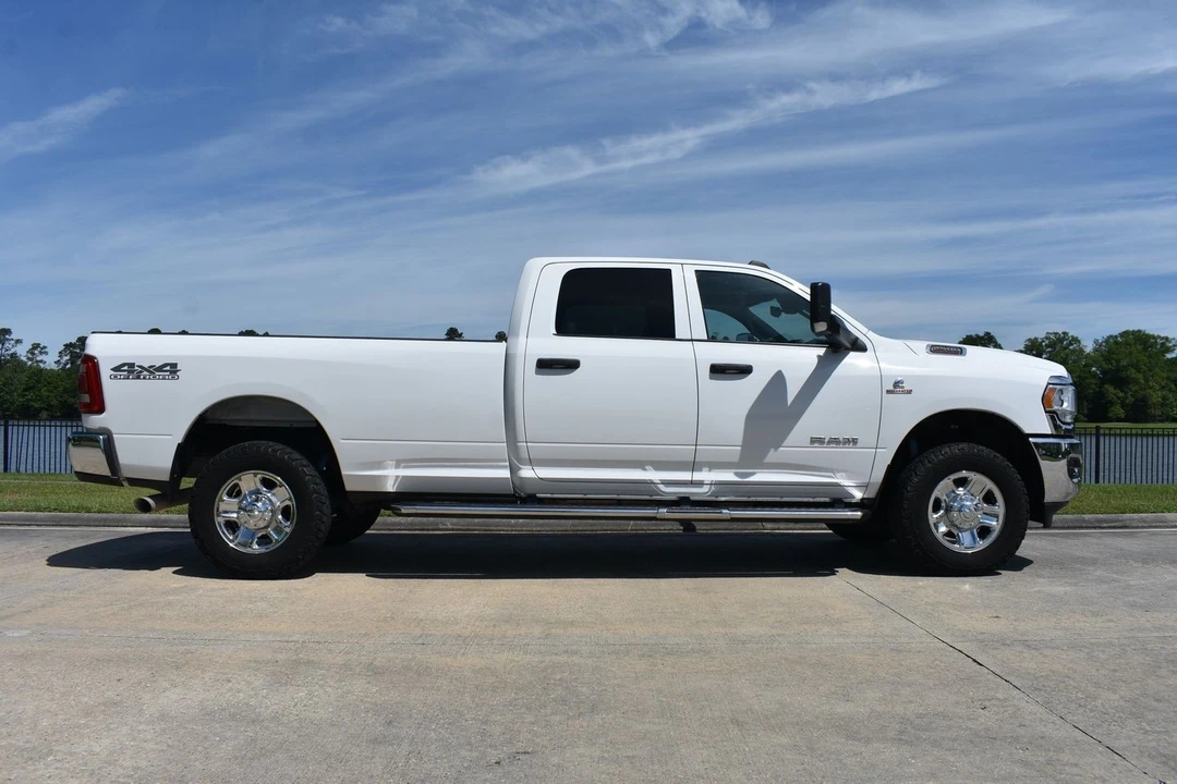 2022 Ram 2500 - Image 3 of 22