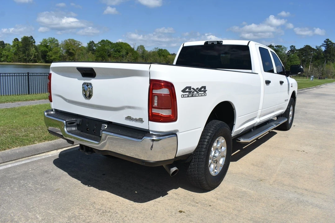 2022 Ram 2500 - Image 4 of 21