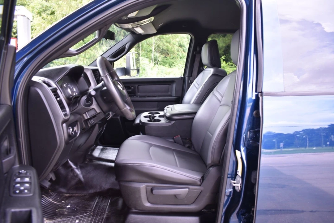 2022 Ram 2500 - Image 10 of 22