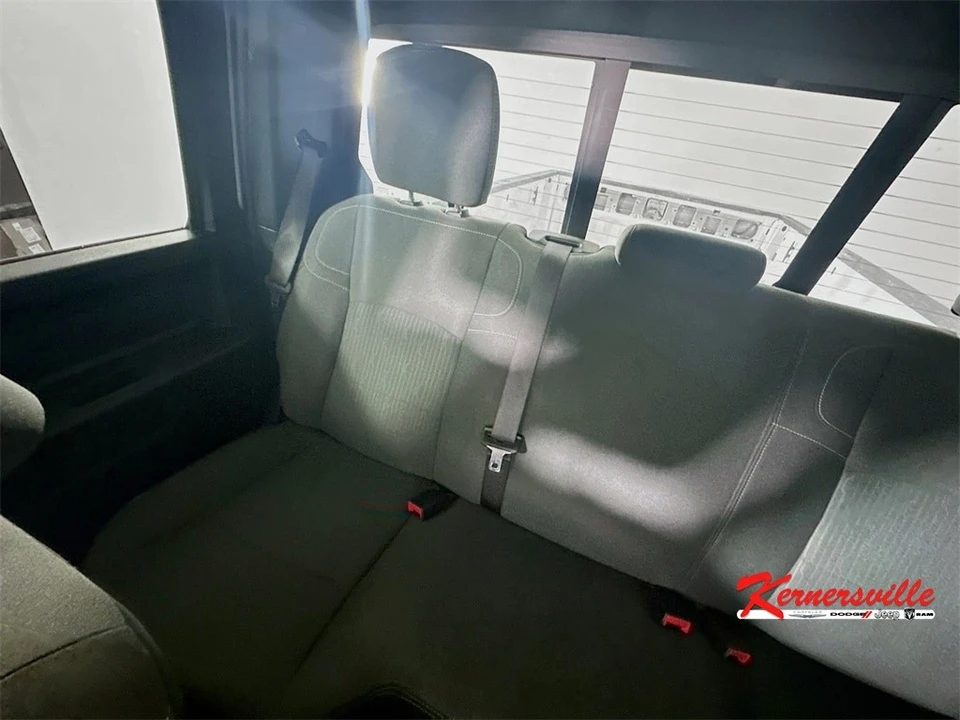2022 Ram 2500 - Image 12 of 21