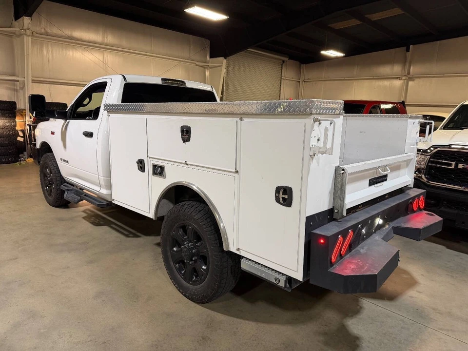 2022 Ram 2500 - Image 2 of 21