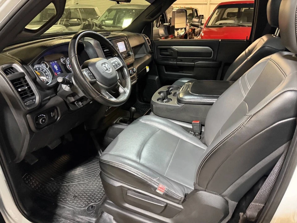 2022 Ram 2500 - Image 3 of 12