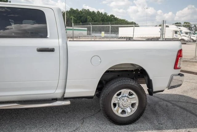 2022 Ram 2500 - Image 10 of 21