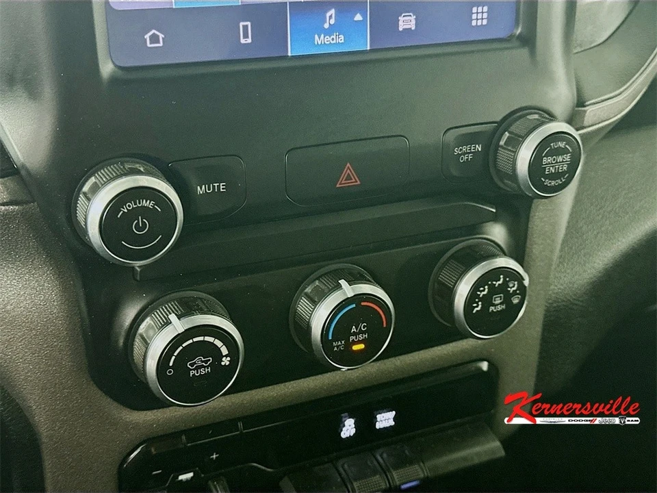 2022 Ram 2500 - Image 18 of 21
