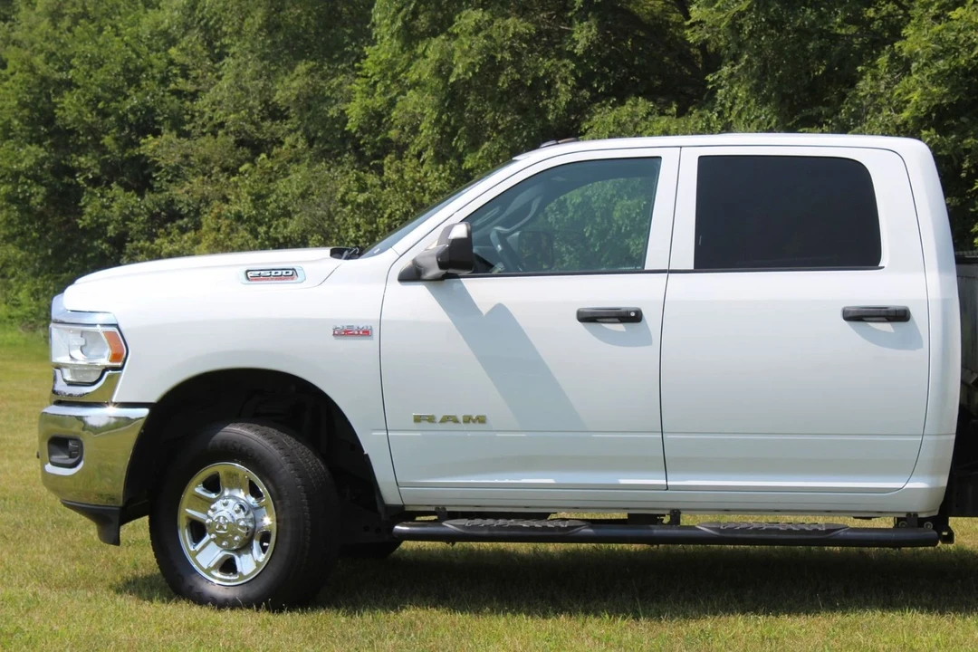 2022 Ram 2500 - Image 3 of 12
