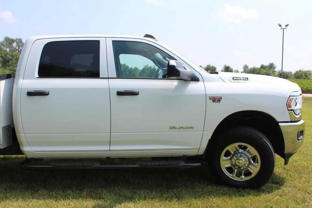 2022 Ram 2500 - Image 9 of 12