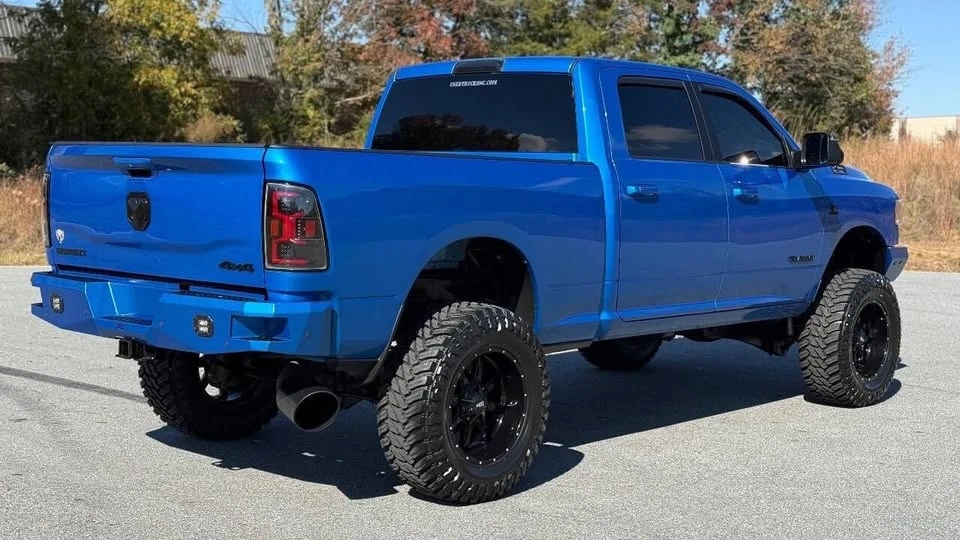 2022 Ram 2500 - Image 2 of 18