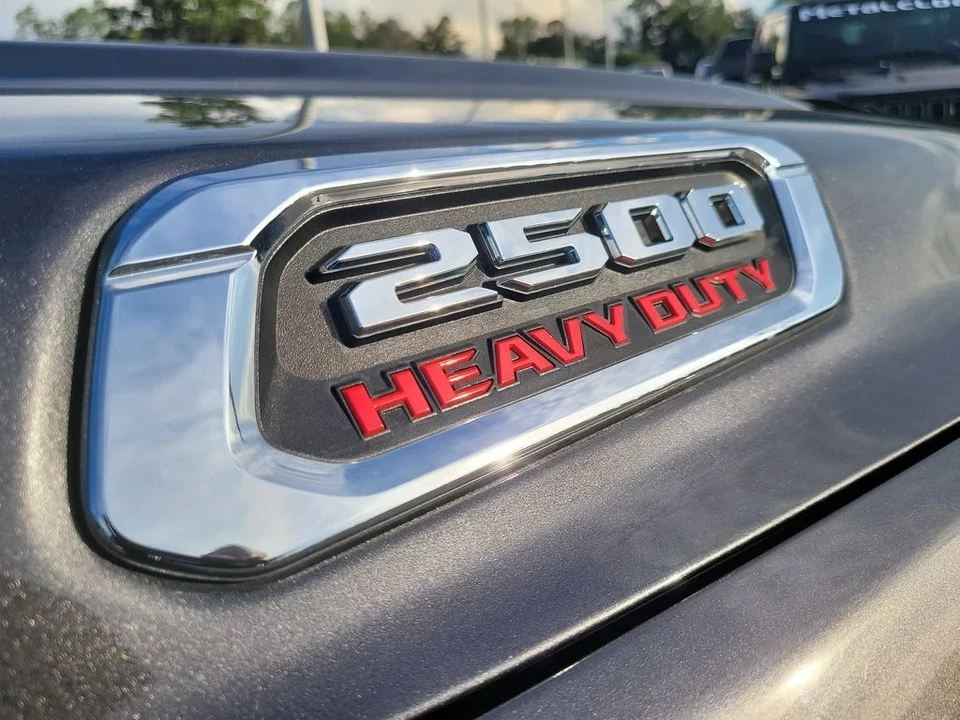 2022 Ram 2500 - Image 7 of 21