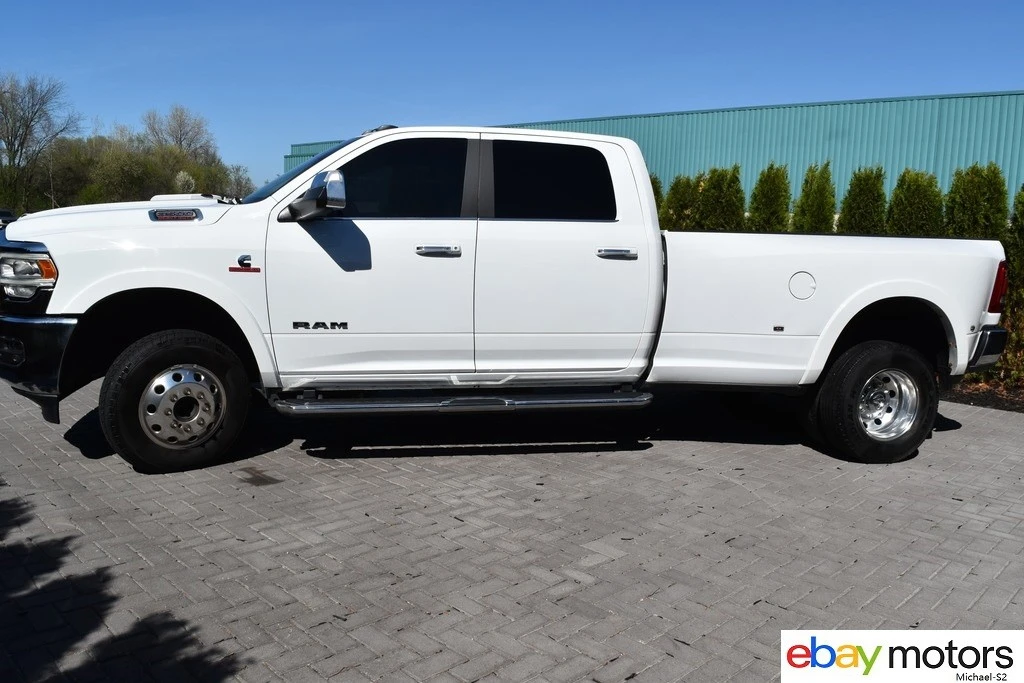 2022 Ram 3500 - Image 9 of 24