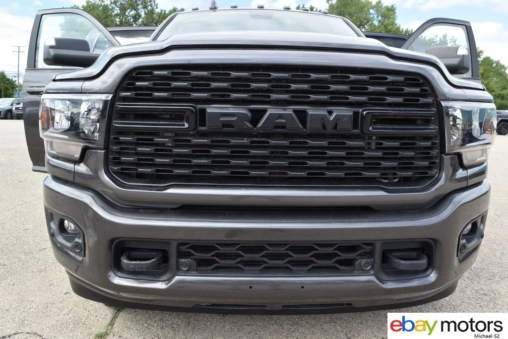 2022 Ram 3500 - Image 20 of 21