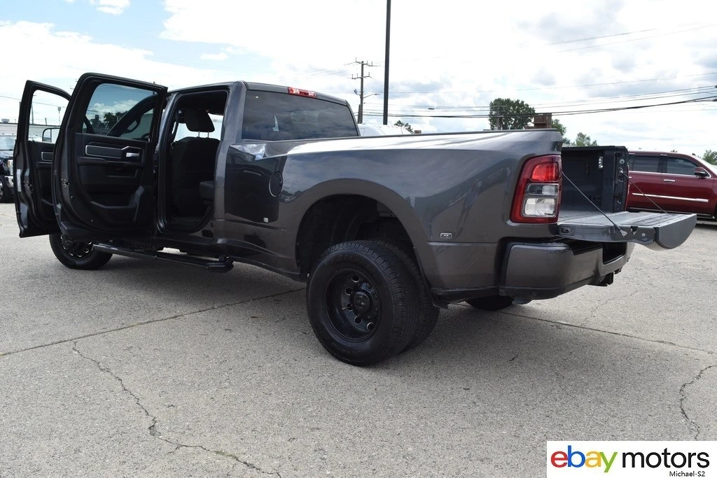 2022 Ram 3500 - Image 18 of 21