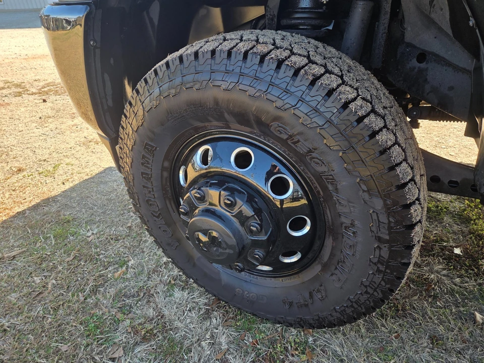 2022 Ram 3500 - Image 3 of 20