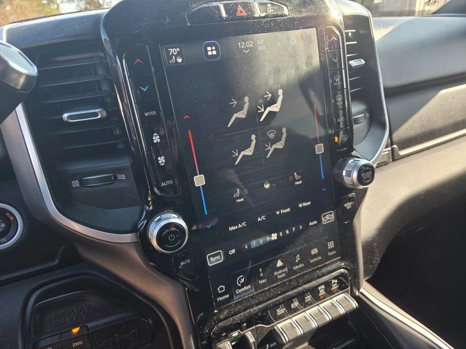 2022 Ram 3500 - Image 9 of 20