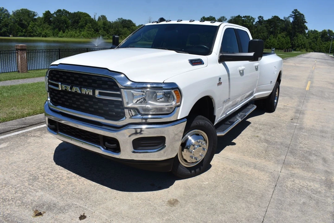 2022 Ram 3500 - Image 6 of 22