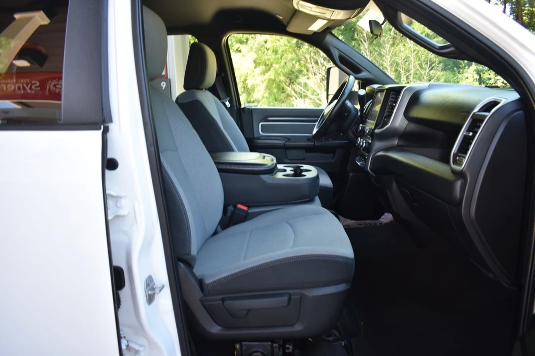2022 Ram 3500 - Image 16 of 22