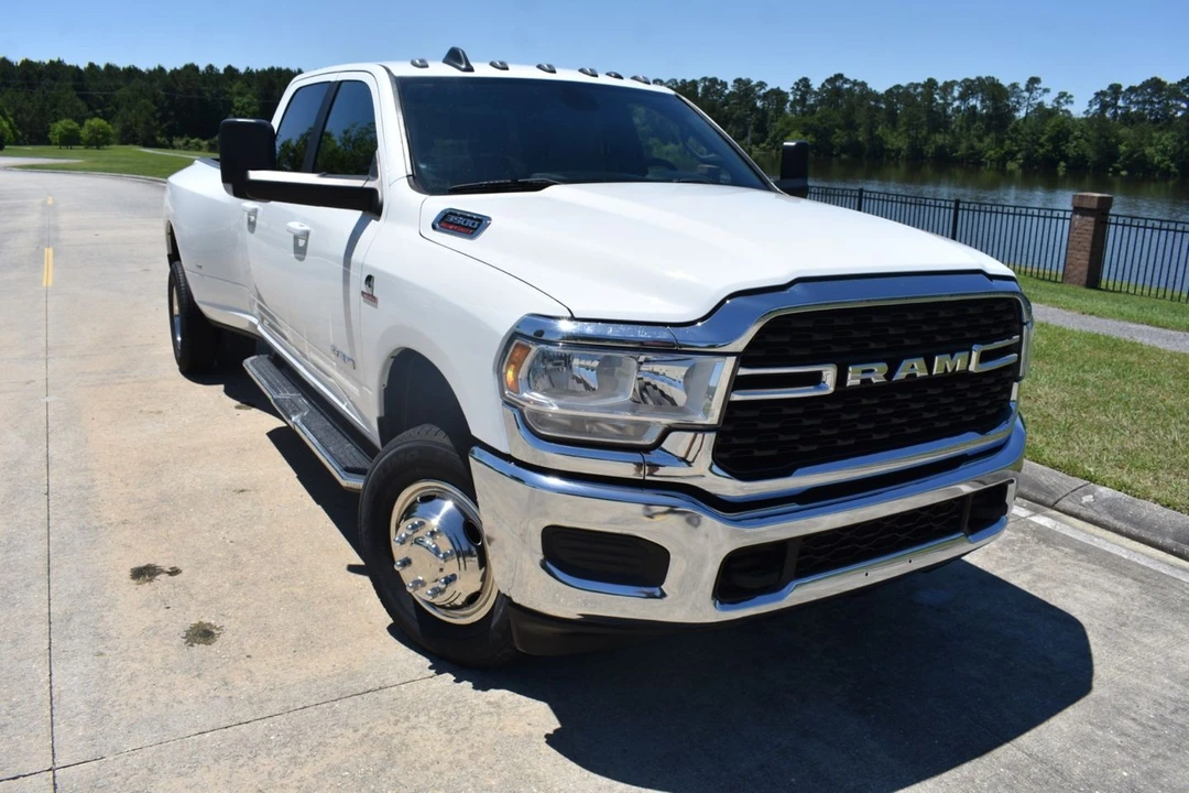 2022 Ram 3500 - Image 2 of 22