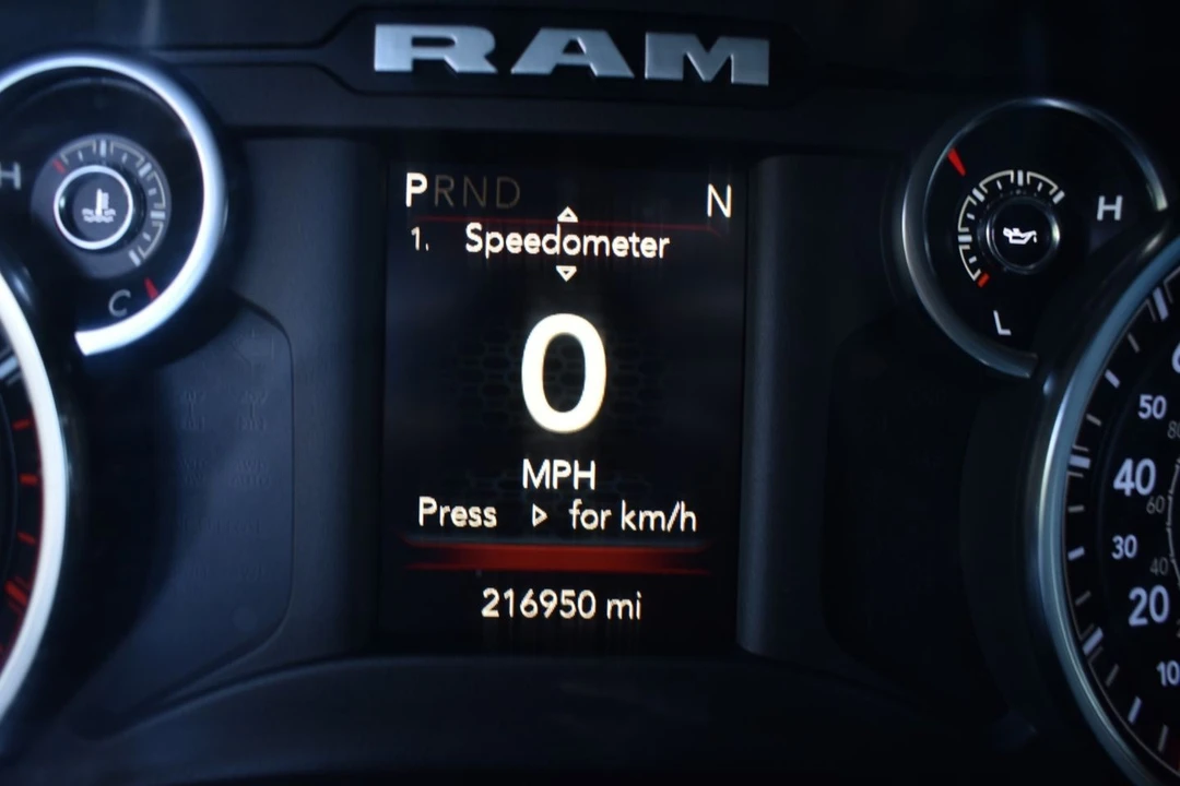 2022 Ram 3500 - Image 12 of 22