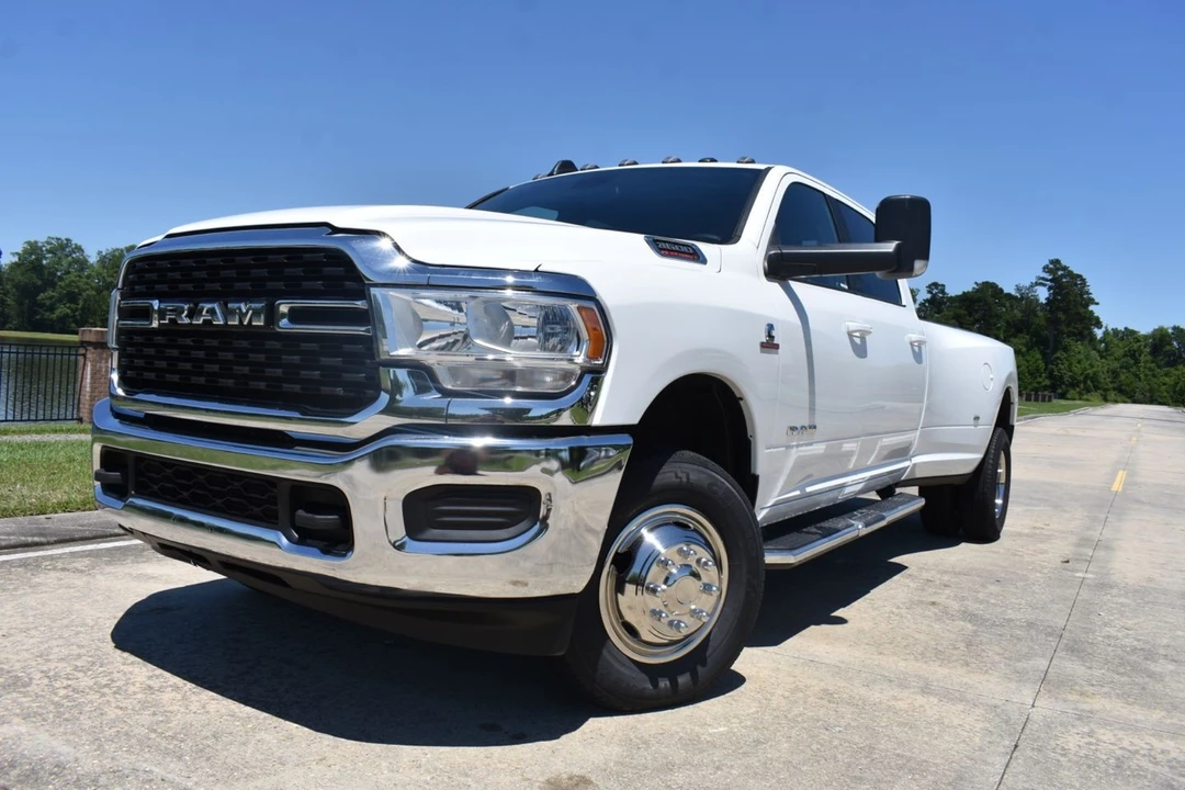 2022 Ram 3500 - Image 5 of 22