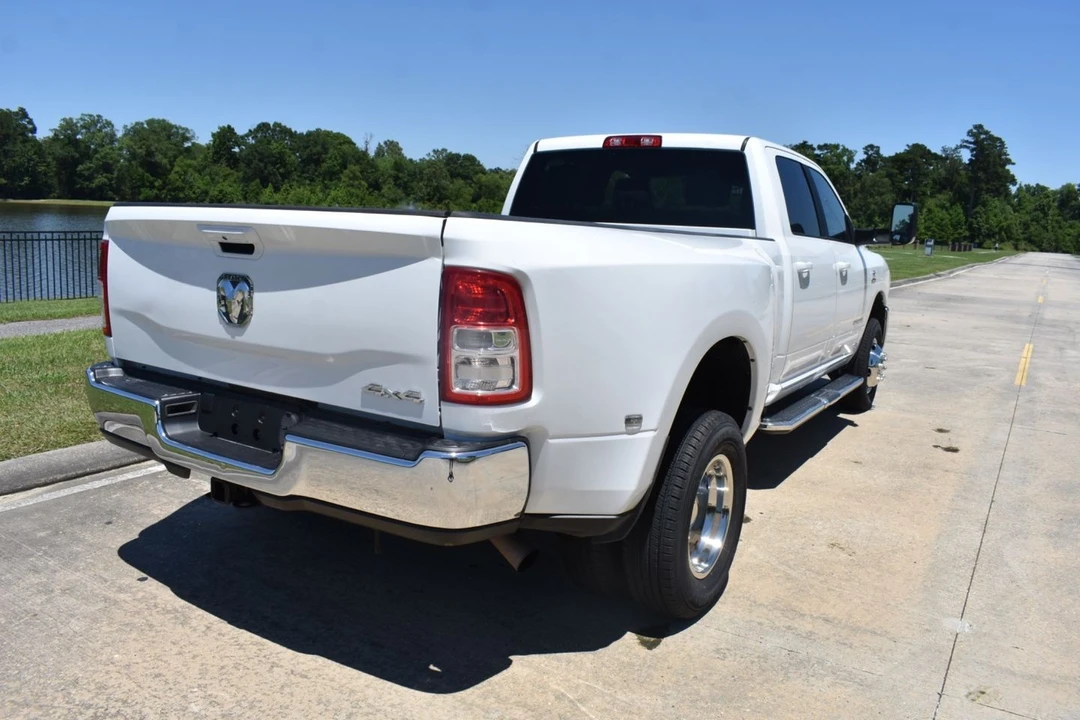2022 Ram 3500 - Image 4 of 22